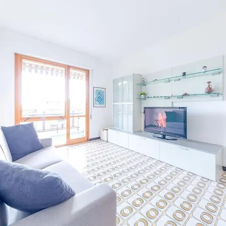 公寓 Portofino Near The Sea, Free Pool -free Tennis Club - Wifi